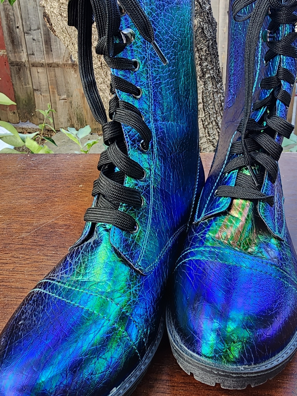 Vintage N.Y.L.A. Iridescent Metallic Oil Slick Combat Boots Blue Green [8]